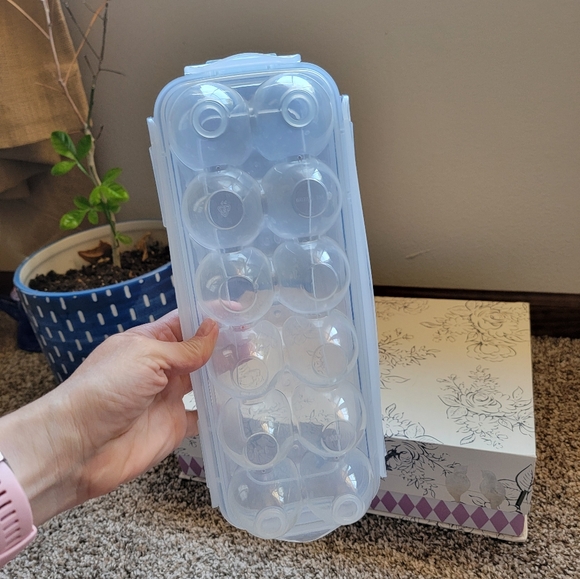 Plastic Egg saver with lid - Picture 6 of 8